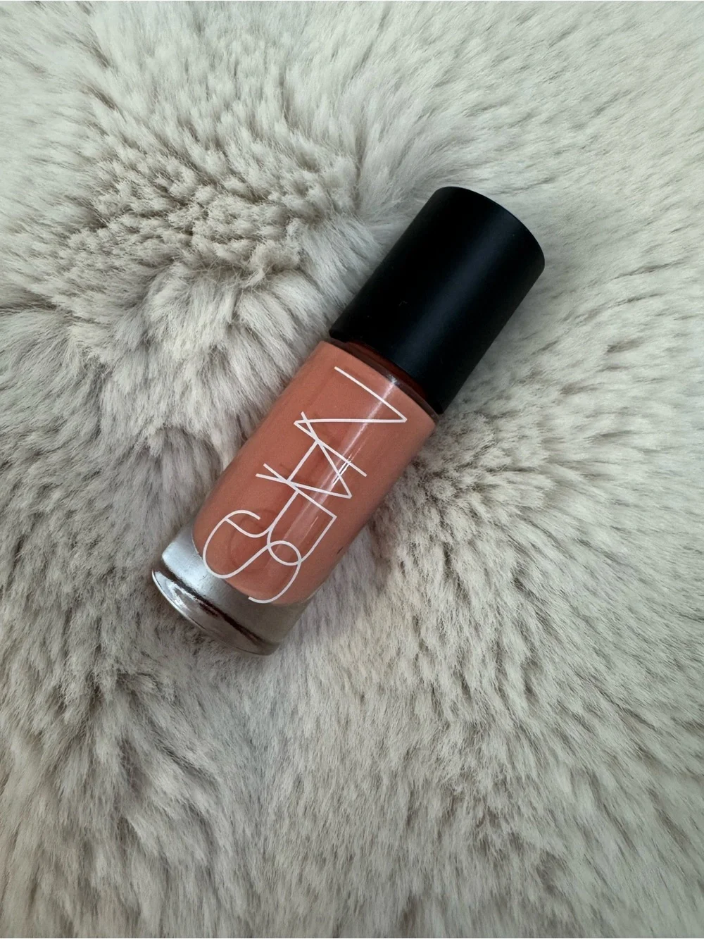 NARS Insatiable Liquid Blush —Behave